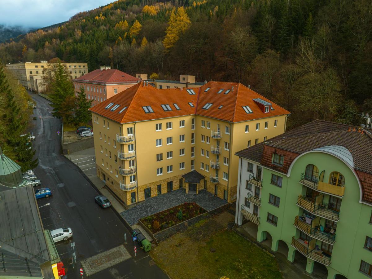Apartman Claudia - Rezidence K Lanovce Jachymov Luaran gambar